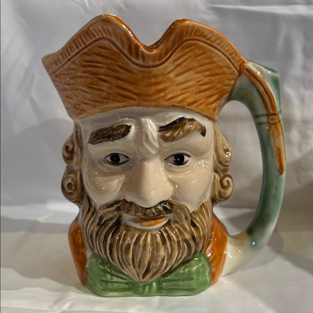 Vintage Toby Pirate Head Mug.Made in Japan.Excellent Vtg.condition.5"T x 3"5 W.